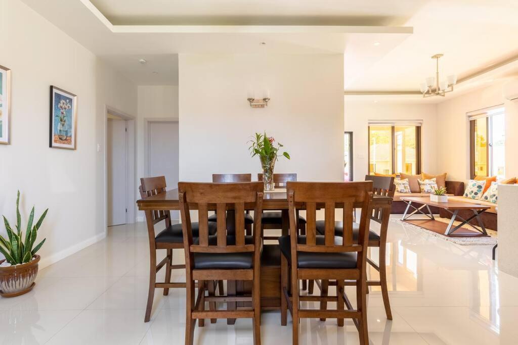Sun Shine Luxury Villas 2 Bedroom Pool & Gym Ocho Rios St Ann Εξωτερικό φωτογραφία