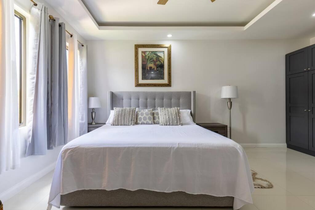 Sun Shine Luxury Villas 2 Bedroom Pool & Gym Ocho Rios St Ann Εξωτερικό φωτογραφία